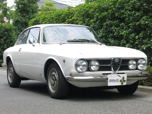 Look Smart アルファ・ロメオジュリアクーペ　1750GT ヴェローチェ アルファ ロメオ ジュリア 2017年式モデル 2.0 ターボ